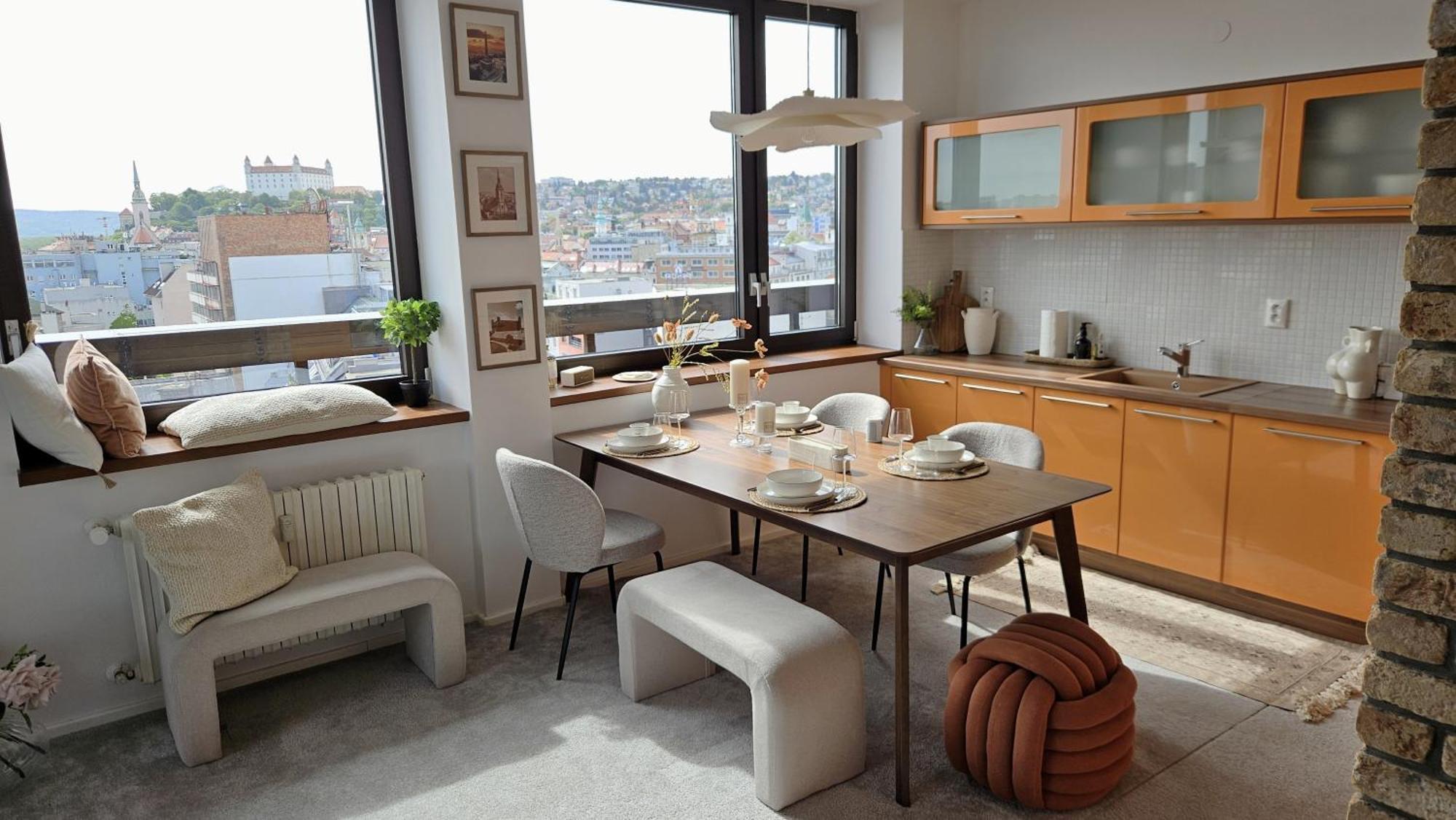 ברטיסלאבה Panorama View Design Apt In Old Town - Free Parking מראה חיצוני תמונה